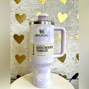 NWT STANLEY WISTERIA TIE DYE 40 OZ